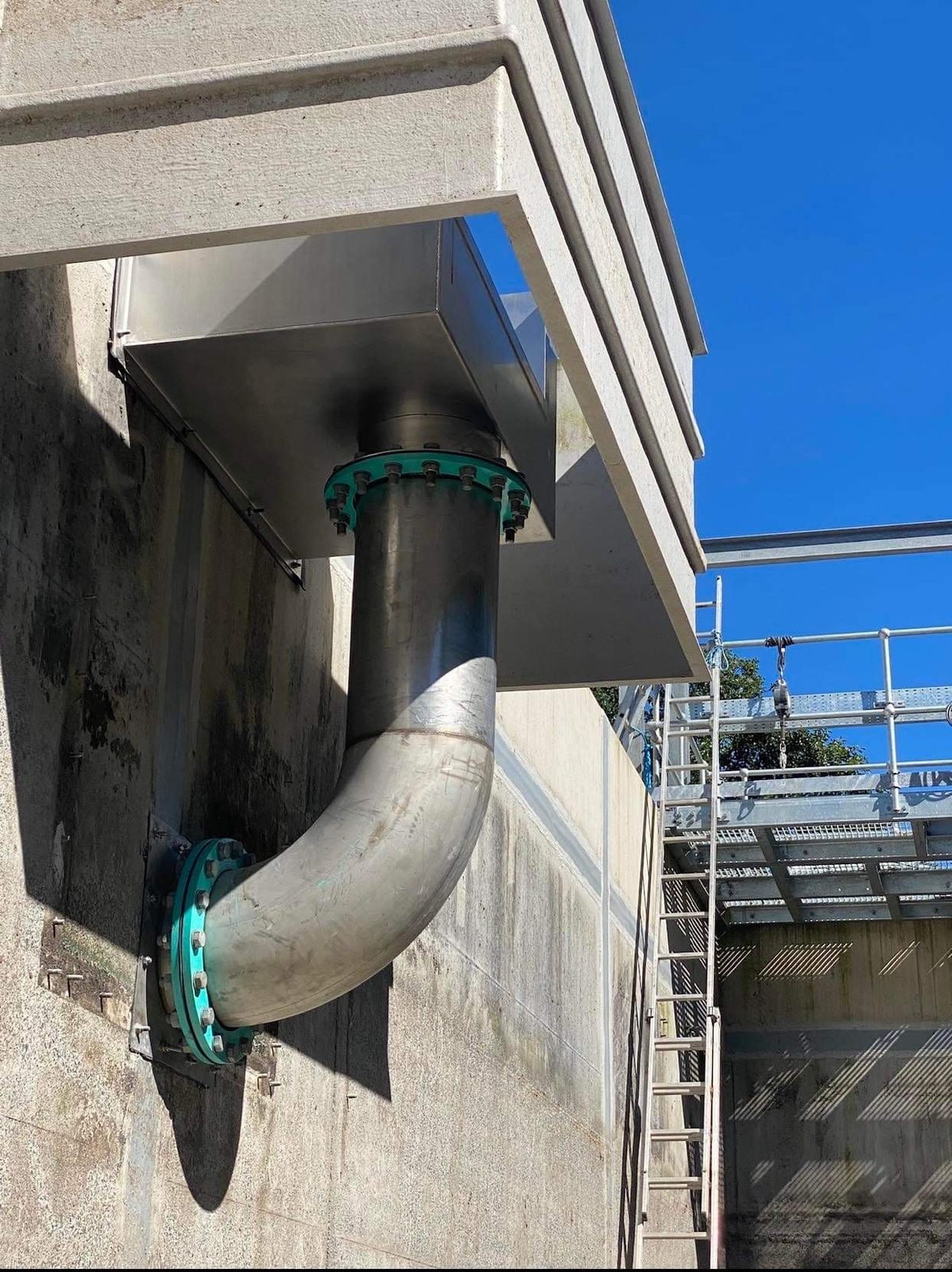 Fabricated stainless steel pipe bend produced by Liberty Water