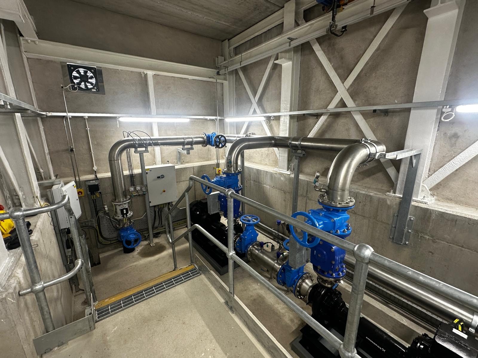 200mm stainless steel SCH10 pipework fabricated and installed by Liberty Water at Killyclougher