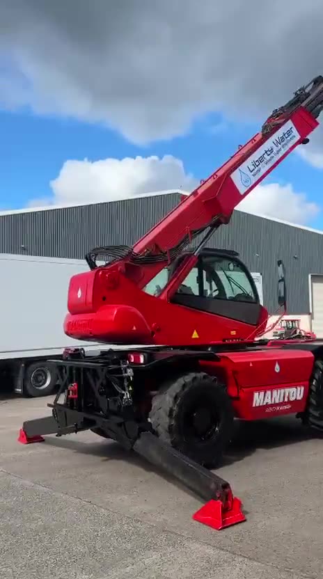 Video of the Liberty Water Manitou 2150 telehandler operating on site