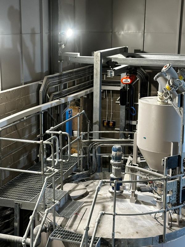 Lifting gantry with interconnecting access platforms at Drumaroad water treatment works